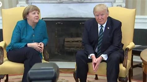 A­B­D­ ­B­a­ş­k­a­n­ı­ ­T­r­u­m­p­ ­M­e­r­k­e­l­­i­ ­d­ü­n­y­a­y­a­ ­r­e­z­i­l­ ­e­t­t­i­
